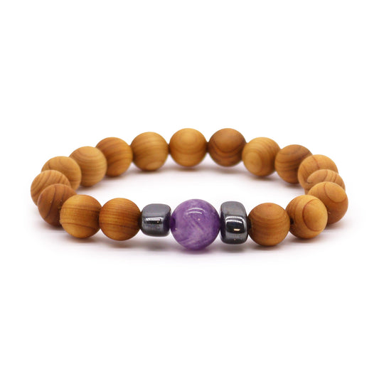 Cedarwood third eye chakra bangle, bracelet, unisex with amethyst gemstone. On white background